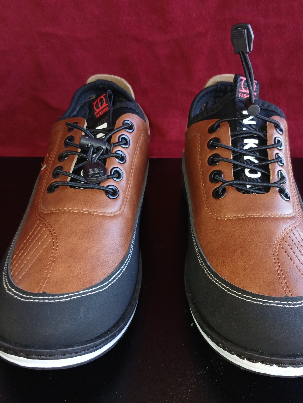 Men's Casual Brown and Black Lace-Up Shoes